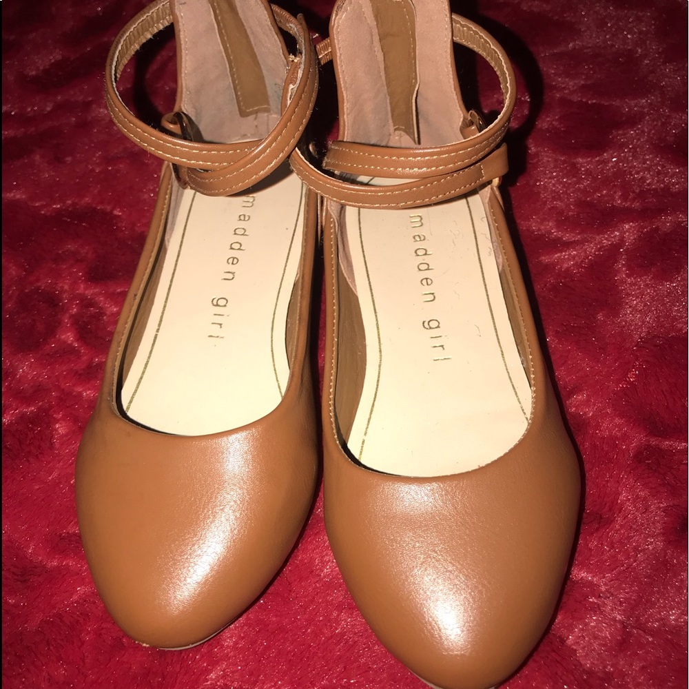 Casual girls shoes
